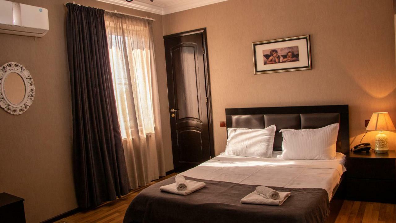 Hotel New Metekhi Tbilissi Extérieur photo
